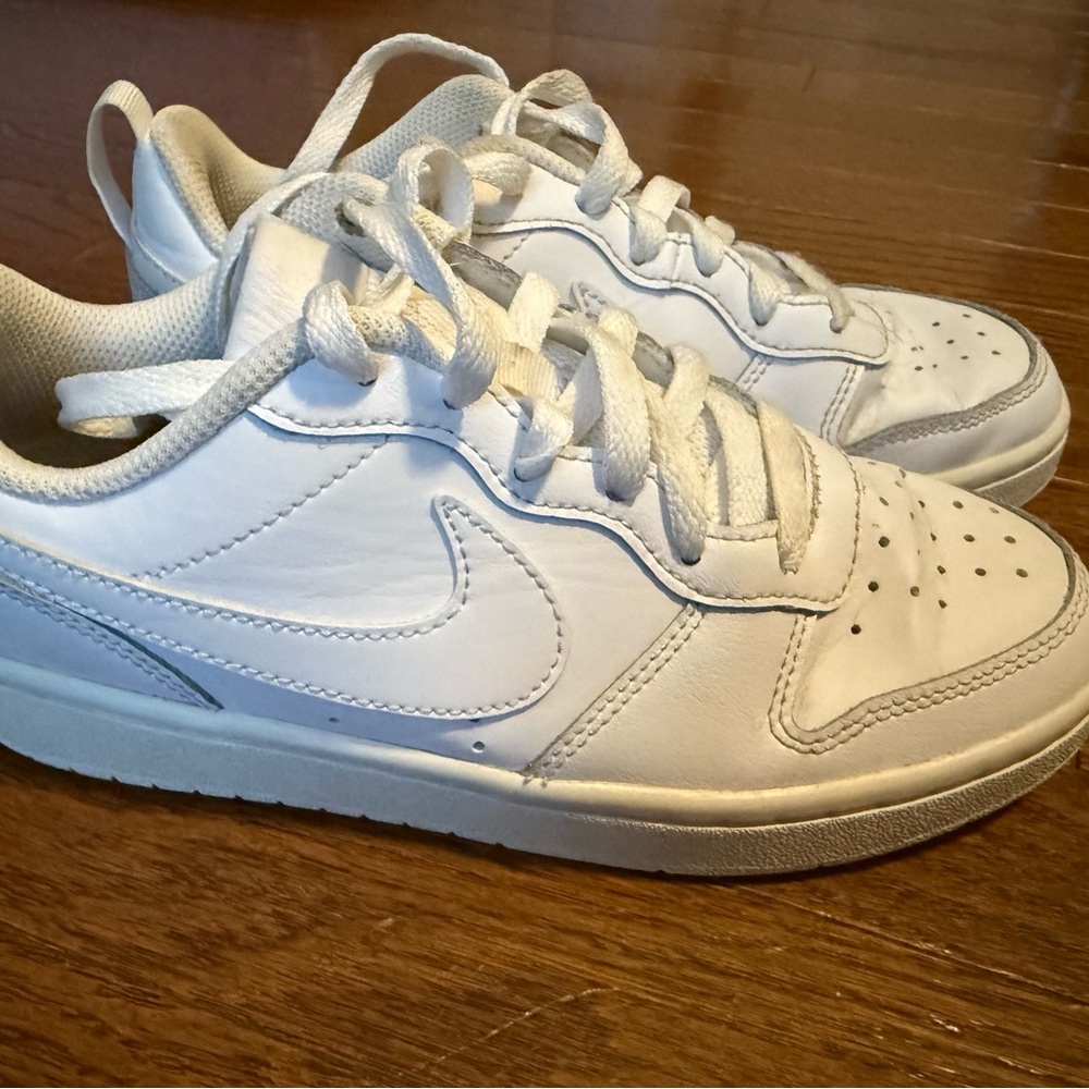 Nike Air Force Sneakers